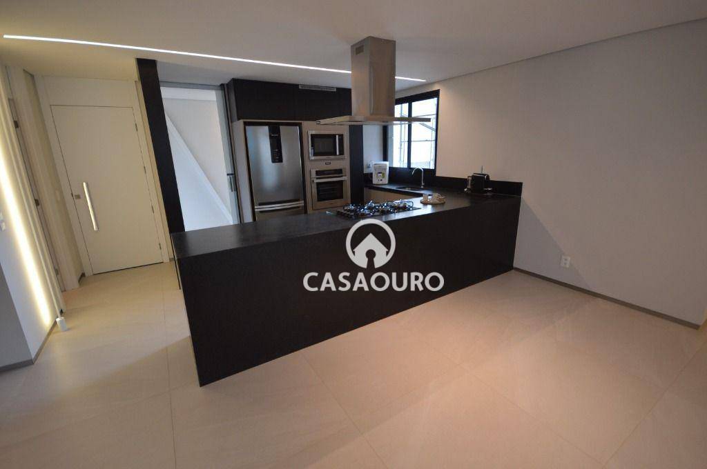 Apartamento à venda com 3 quartos, 138m² - Foto 6