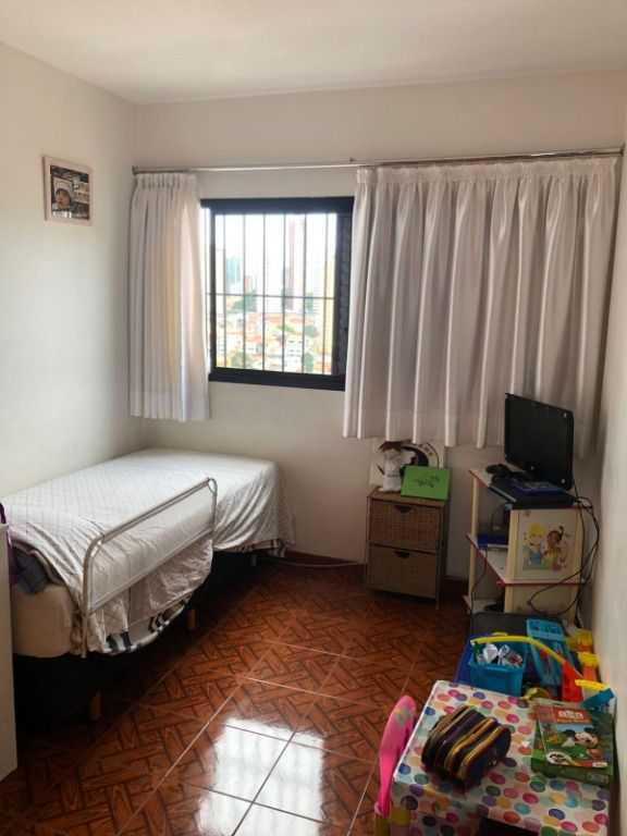 Apartamento à venda com 4 quartos, 160m² - Foto 5