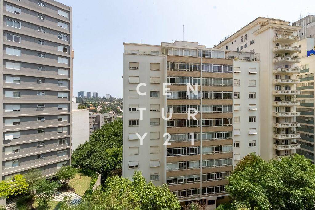 Apartamento à venda com 3 quartos, 219m² - Foto 17