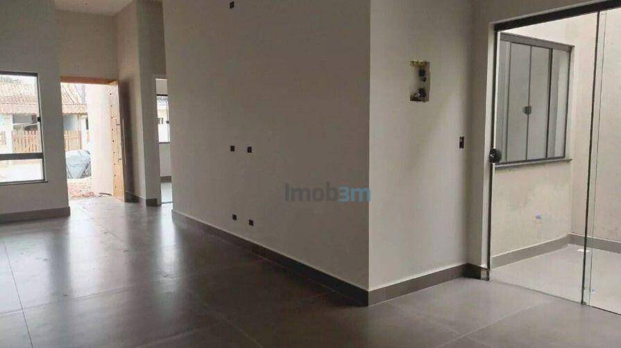 Casa à venda com 3 quartos, 86m² - Foto 3