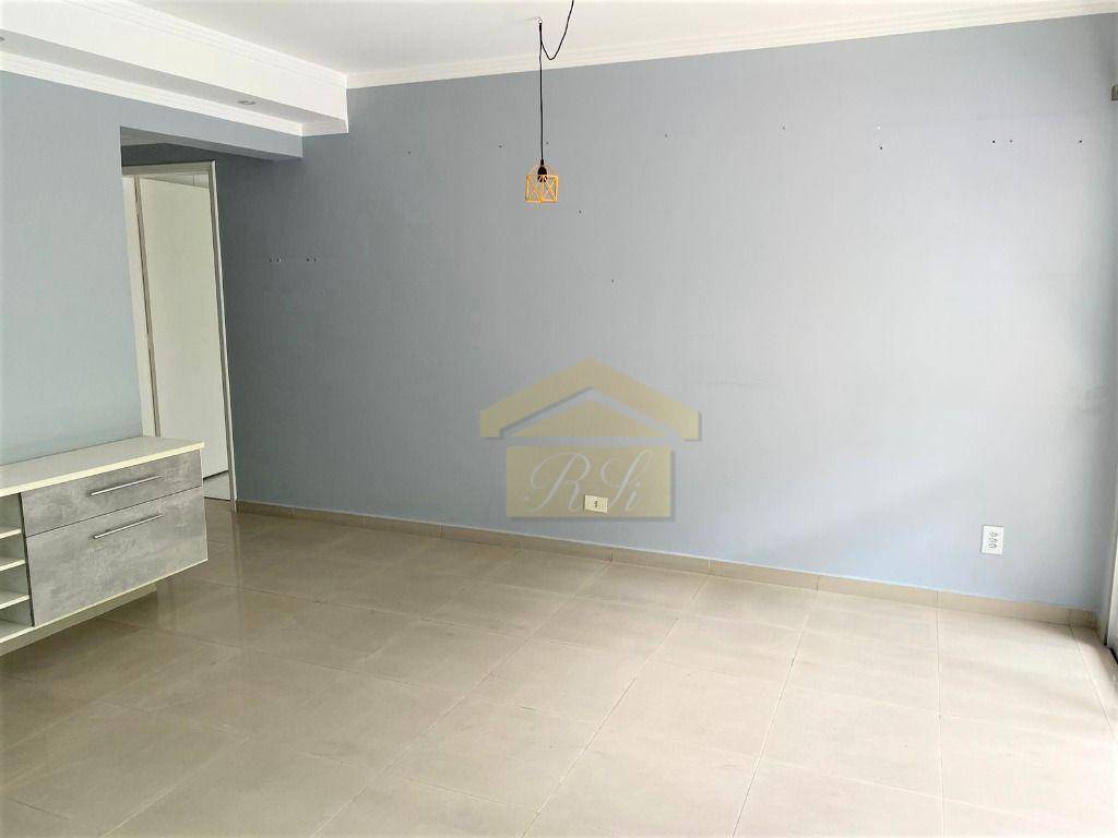 Apartamento à venda com 2 quartos, 68m² - Foto 3