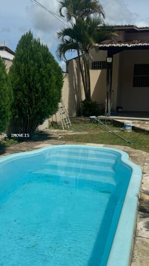 Casa à venda com 3 quartos, 400m² - Foto 1