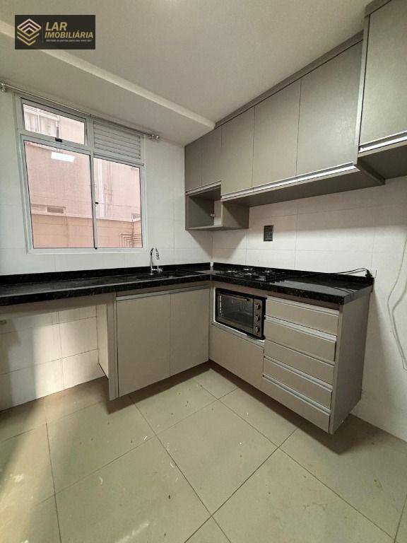 Apartamento à venda com 2 quartos, 40m² - Foto 2