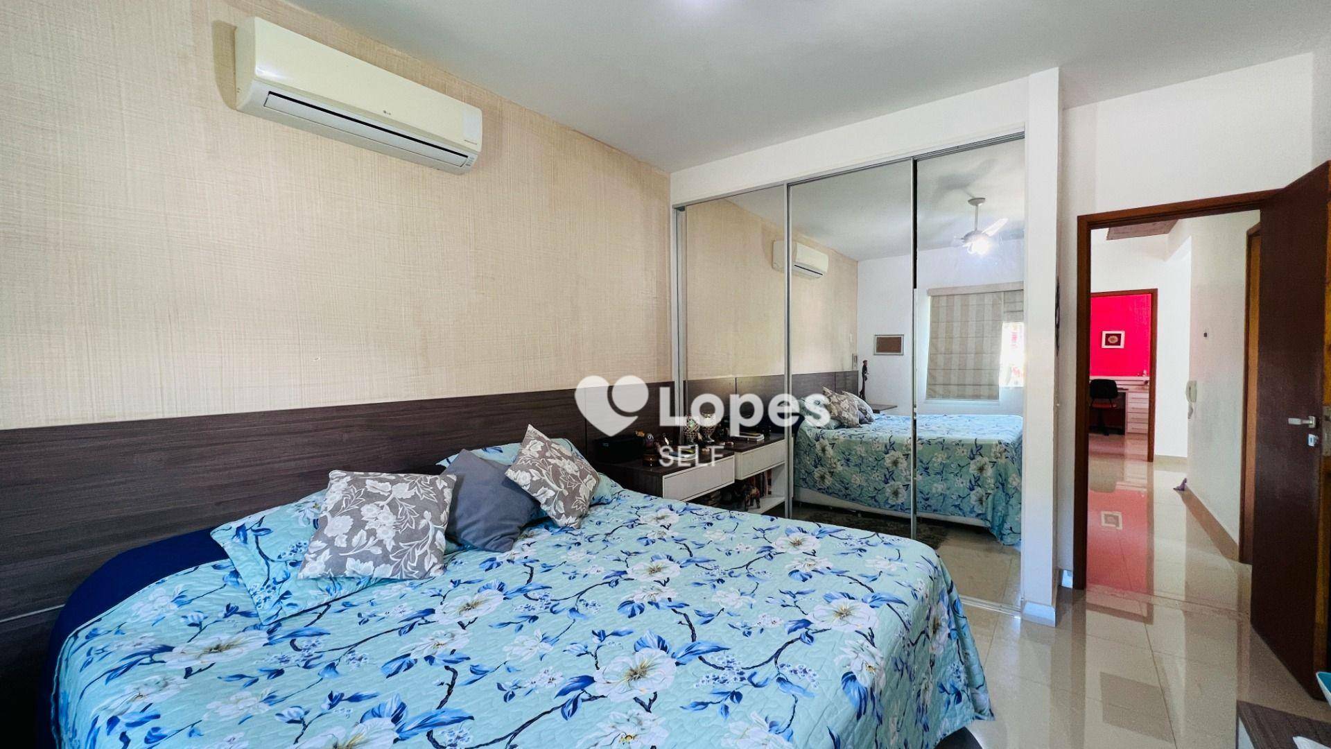 Casa à venda com 4 quartos, 220m² - Foto 16