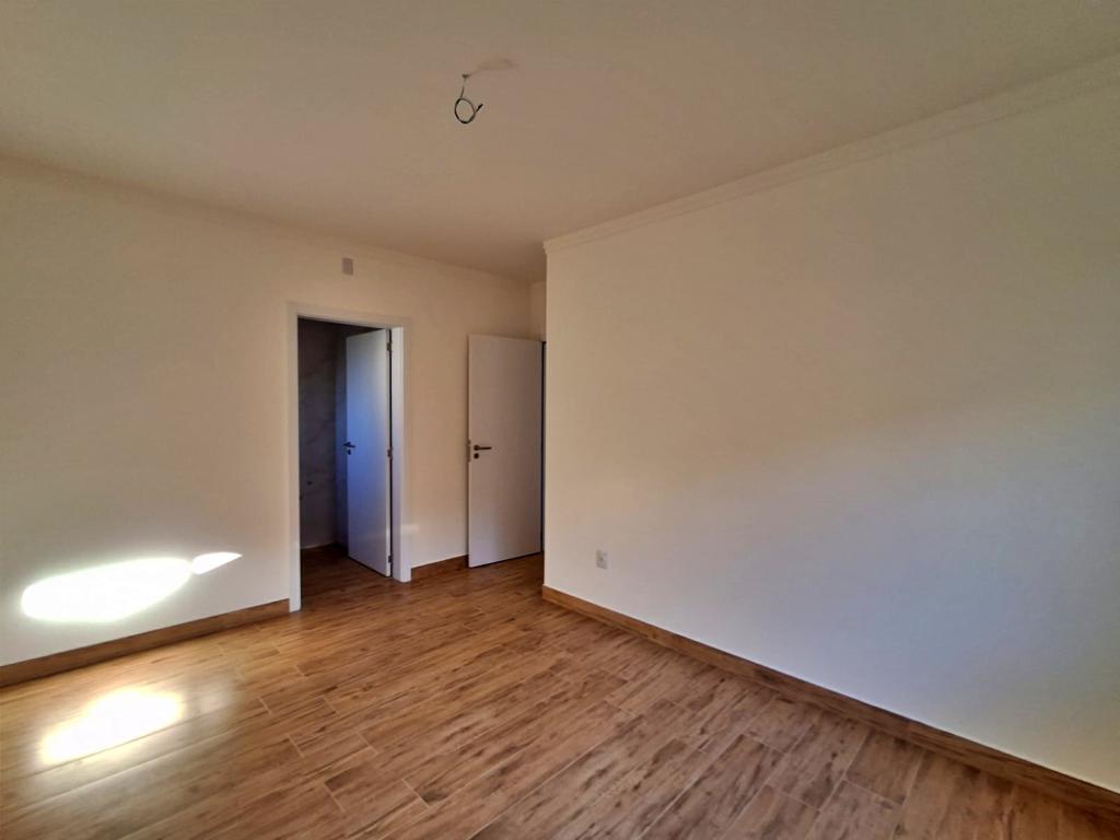 Casa à venda com 3 quartos, 194m² - Foto 26