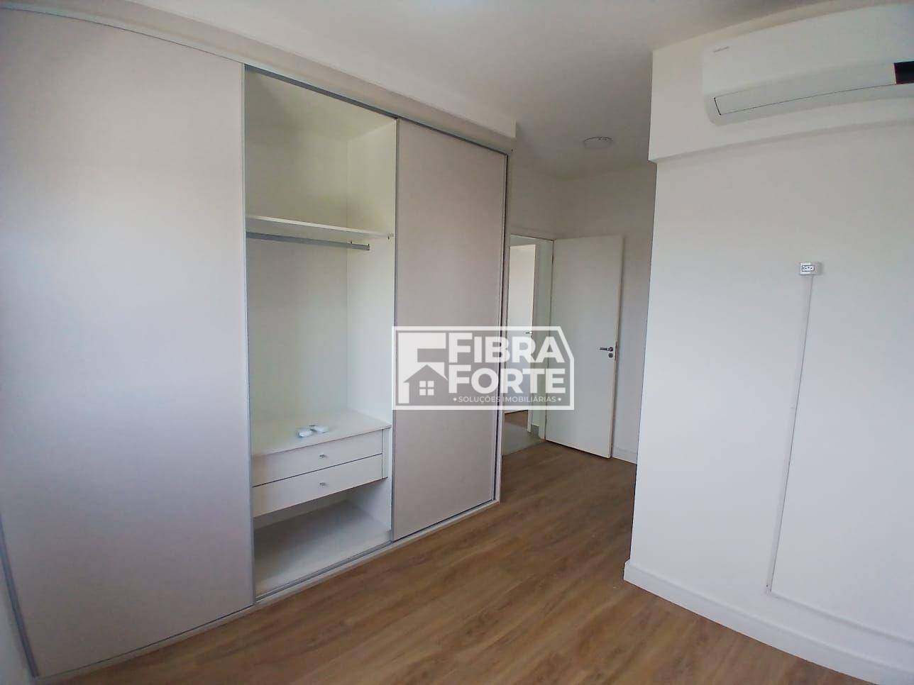 Apartamento para alugar com 2 quartos, 72m² - Foto 12