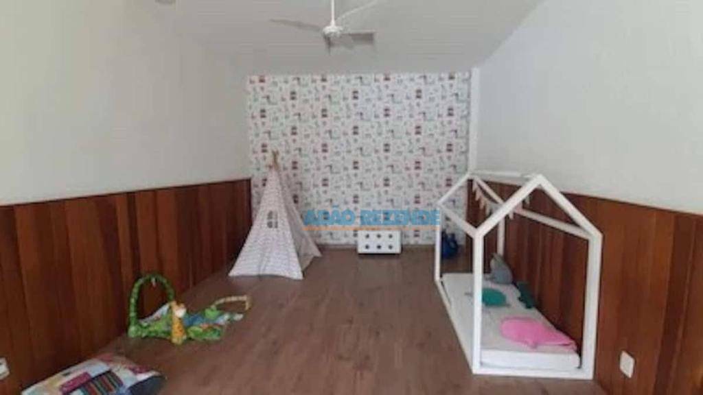 Casa de Condomínio à venda com 3 quartos, 136m² - Foto 4