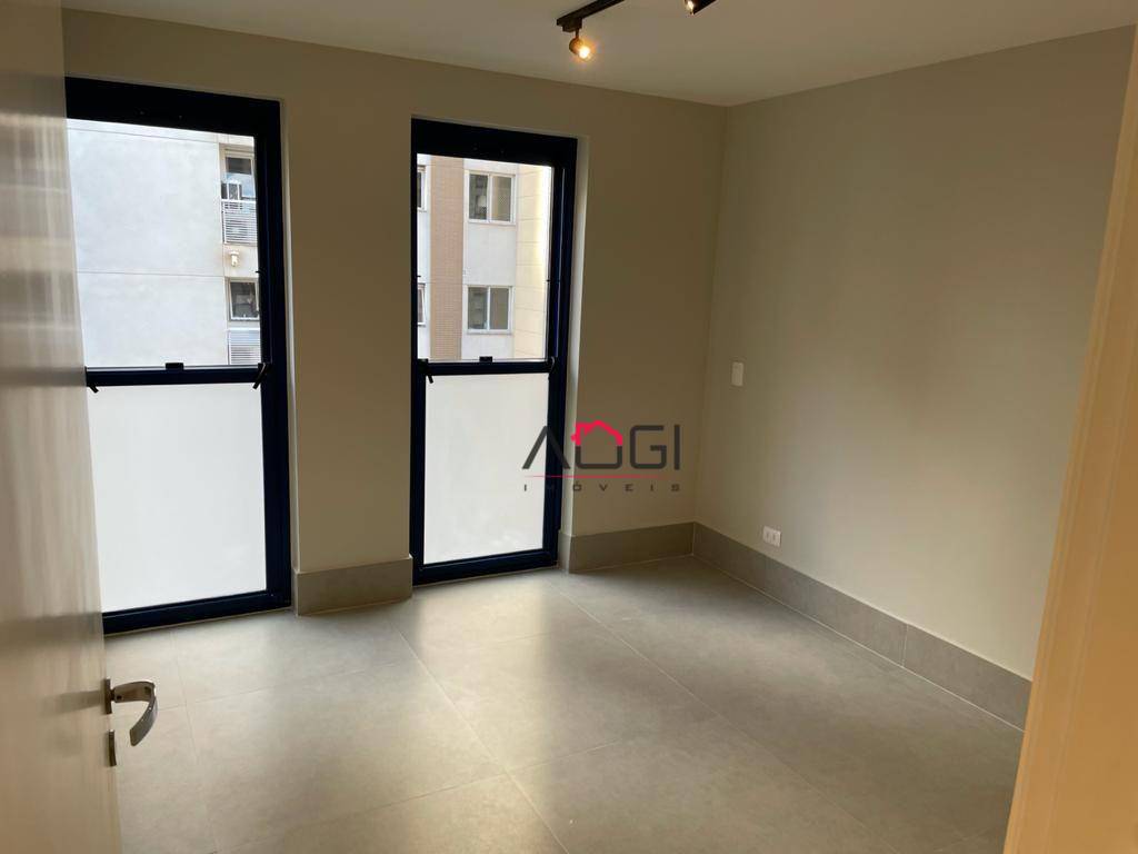 Apartamento à venda com 2 quartos, 82m² - Foto 17