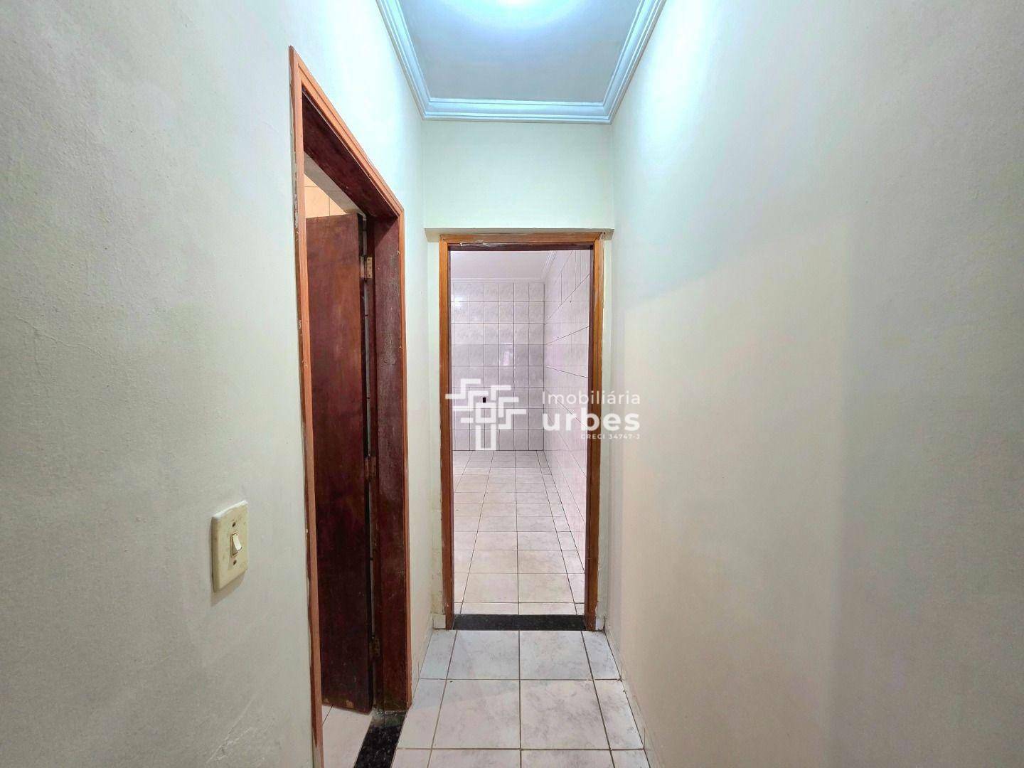 Casa à venda com 3 quartos, 184m² - Foto 7