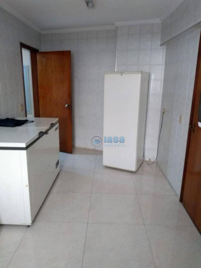 Apartamento à venda com 3 quartos, 140m² - Foto 46