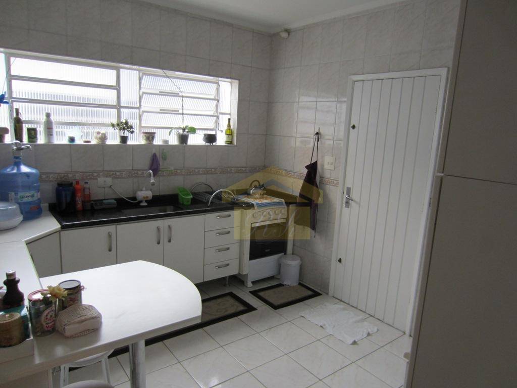 Sobrado à venda com 3 quartos, 150m² - Foto 13