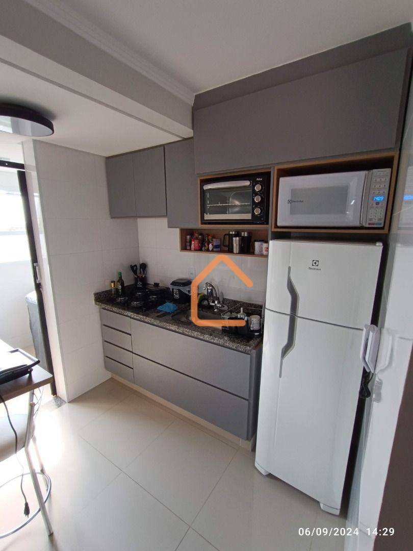 Apartamento à venda com 2 quartos, 65m² - Foto 5