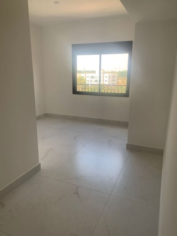 Apartamento à venda com 3 quartos, 124m² - Foto 6