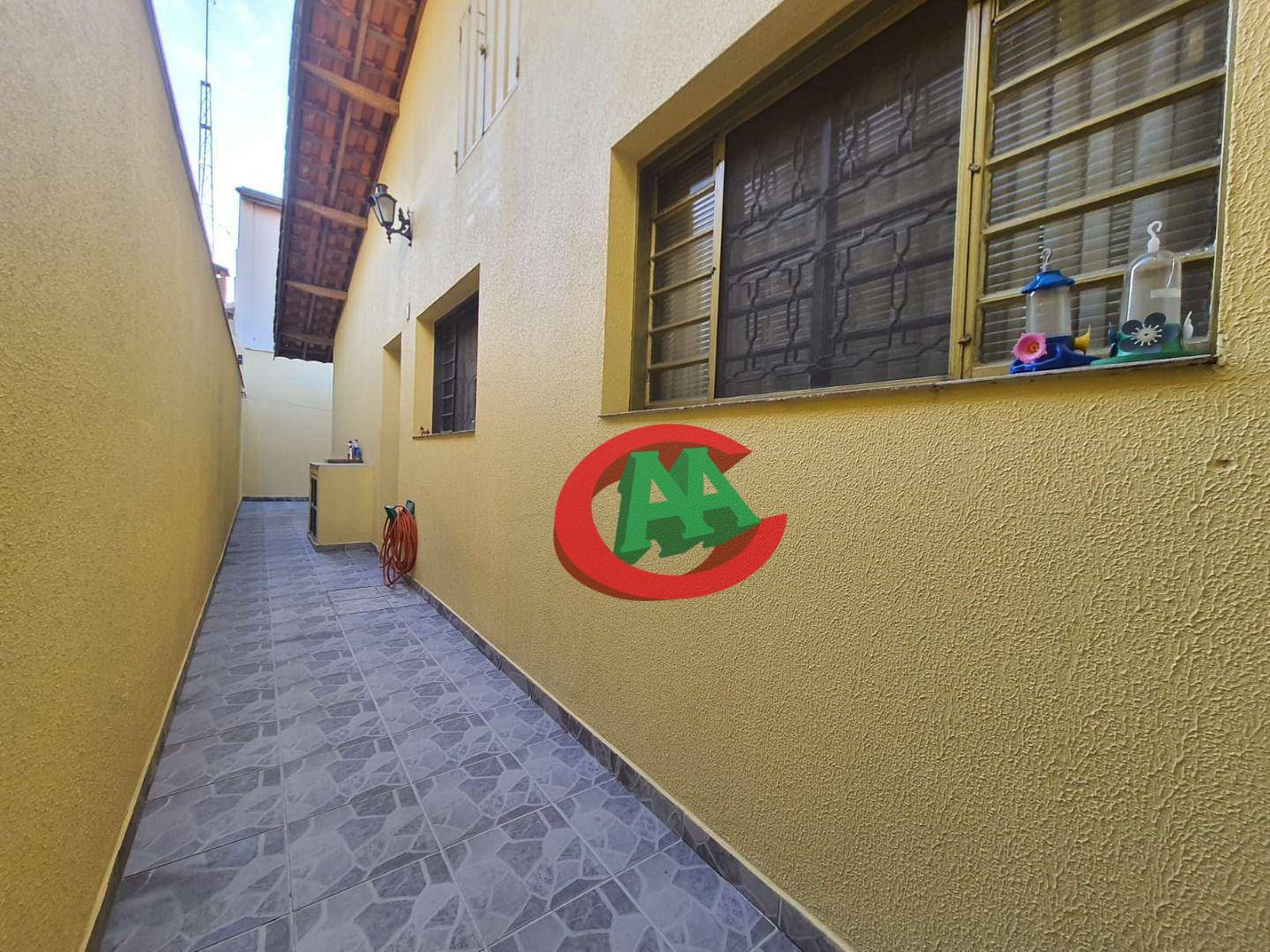 Casa à venda com 3 quartos, 224m² - Foto 5