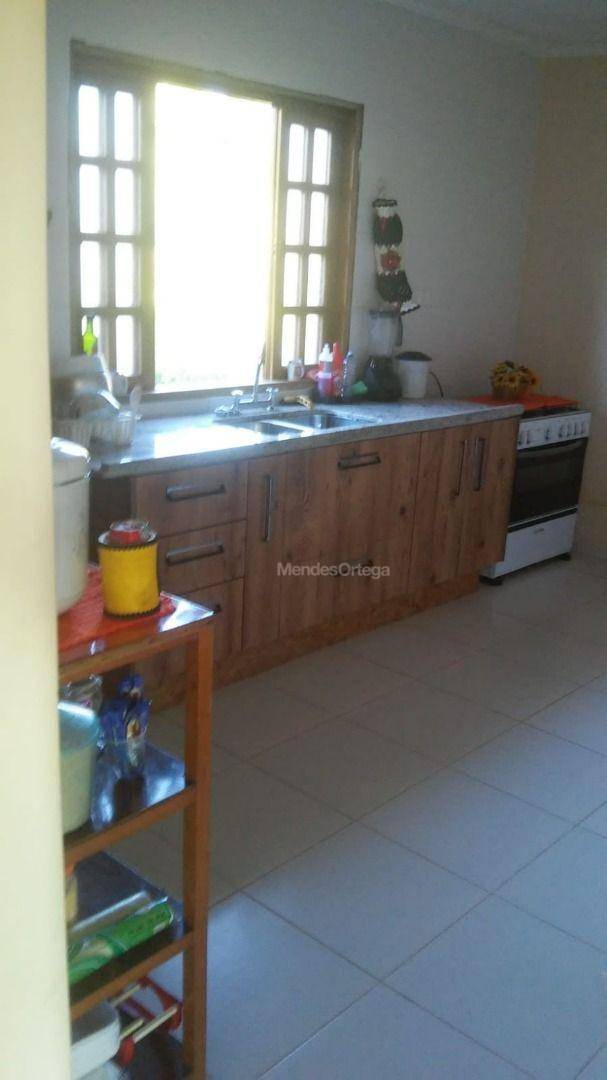 Chácara à venda com 4 quartos, 150m² - Foto 5