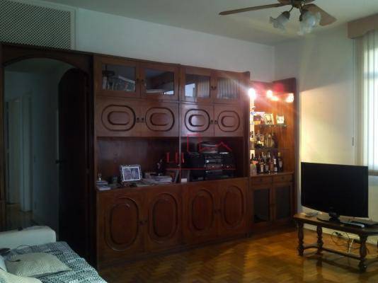 Apartamento à venda com 3 quartos, 100m² - Foto 2