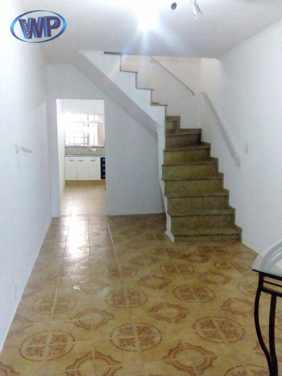 Sobrado à venda com 2 quartos, 115m² - Foto 4