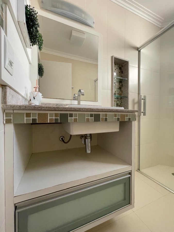 Apartamento para alugar com 3 quartos, 113m² - Foto 17