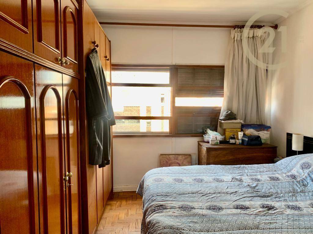 Apartamento à venda com 3 quartos, 140m² - Foto 17