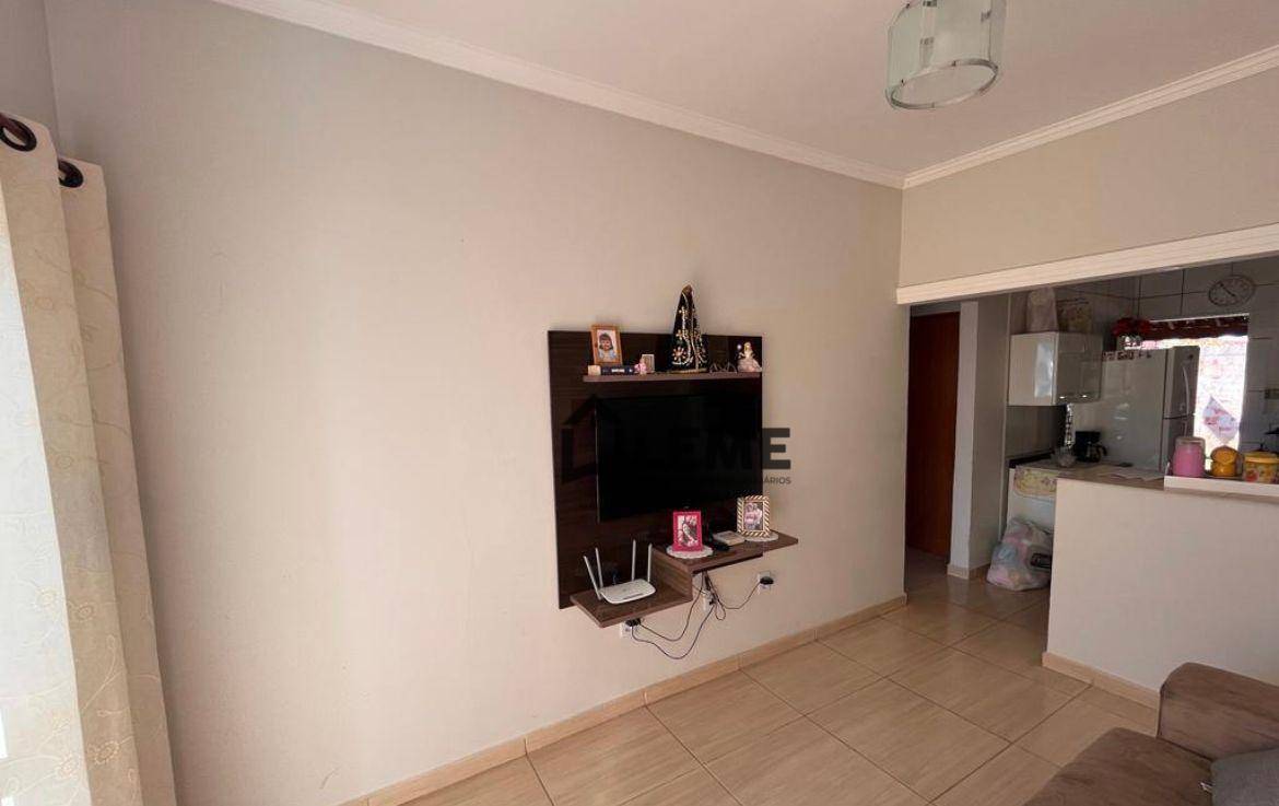 Casa à venda com 2 quartos, 90m² - Foto 12