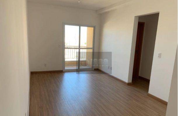 Apartamento à venda com 2 quartos, 64m² - Foto 5