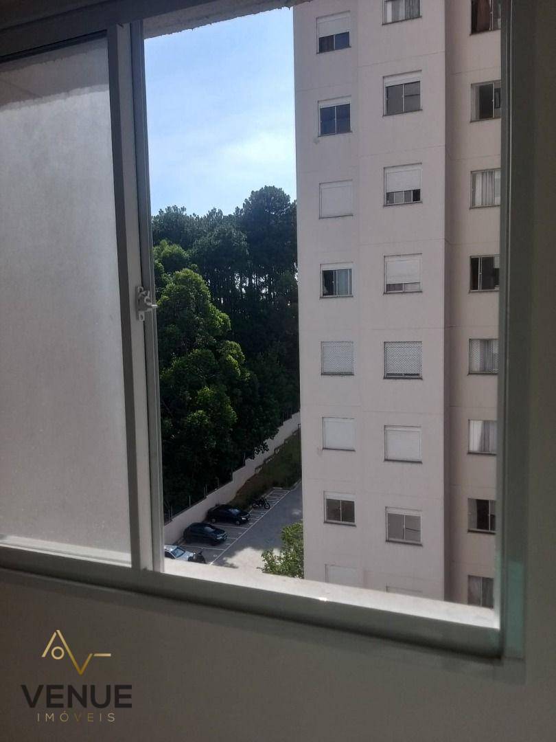 Apartamento à venda com 2 quartos, 41m² - Foto 2