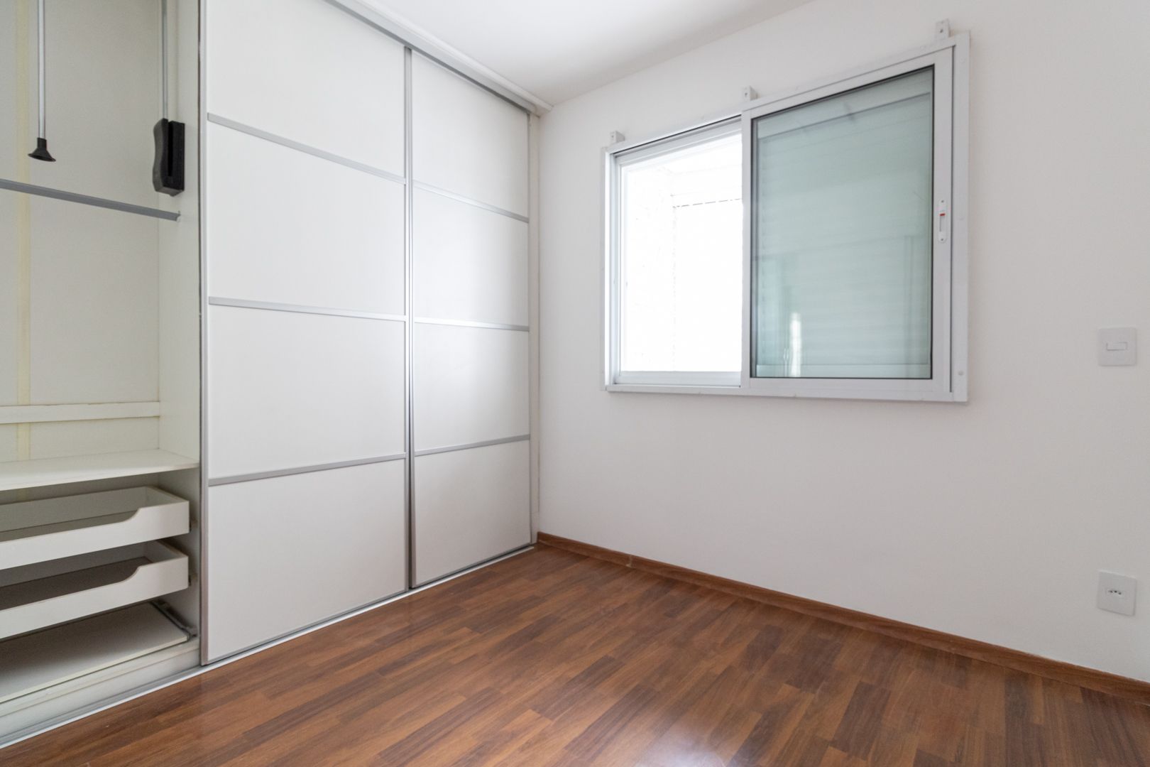 Apartamento à venda com 2 quartos, 65m² - Foto 40