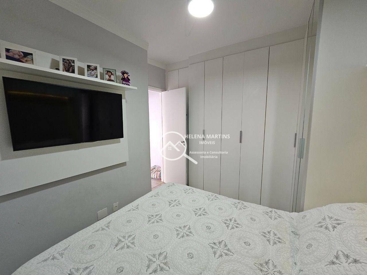 Apartamento à venda com 2 quartos, 70m² - Foto 12