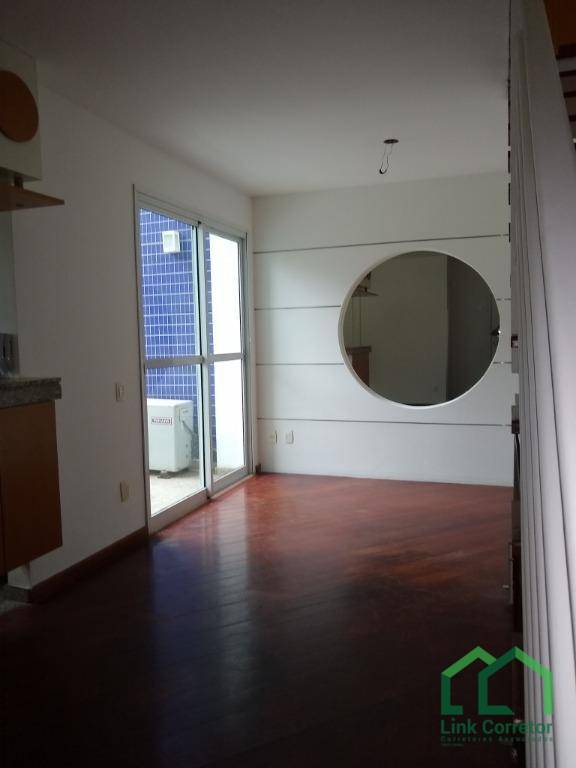 Apartamento à venda com 2 quartos, 70m² - Foto 5