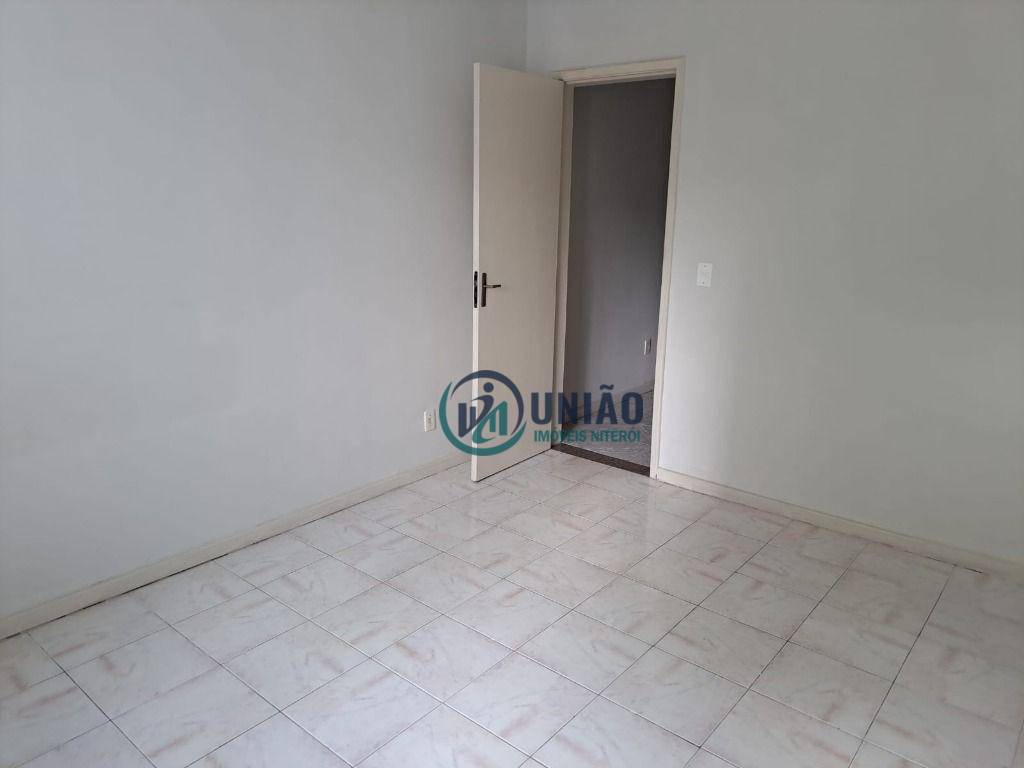 Apartamento à venda com 1 quarto, 45m² - Foto 6