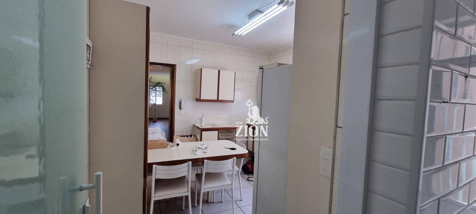 Sobrado à venda com 3 quartos, 220m² - Foto 12