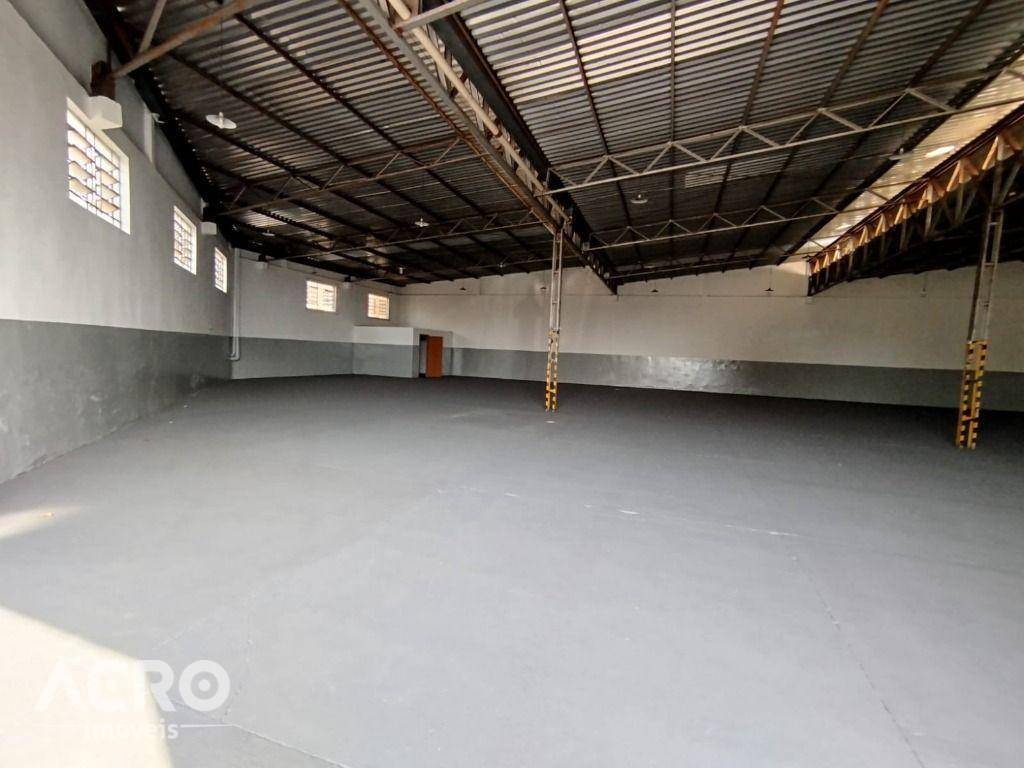 Depósito-Galpão, 700 m² - Foto 2