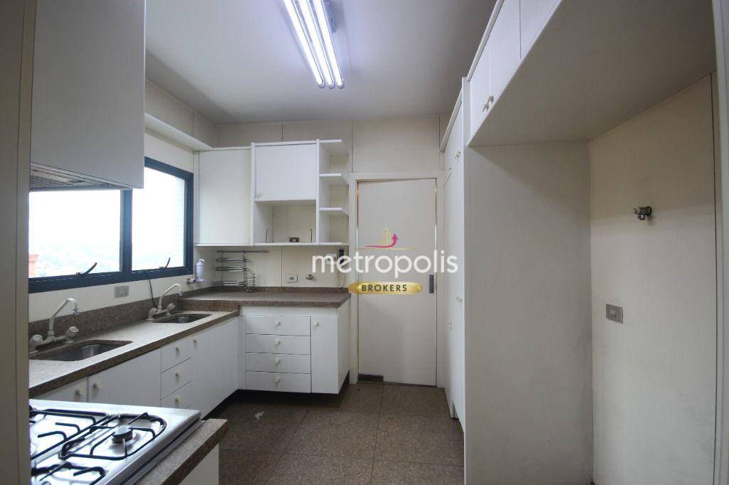 Apartamento à venda com 4 quartos, 202m² - Foto 31