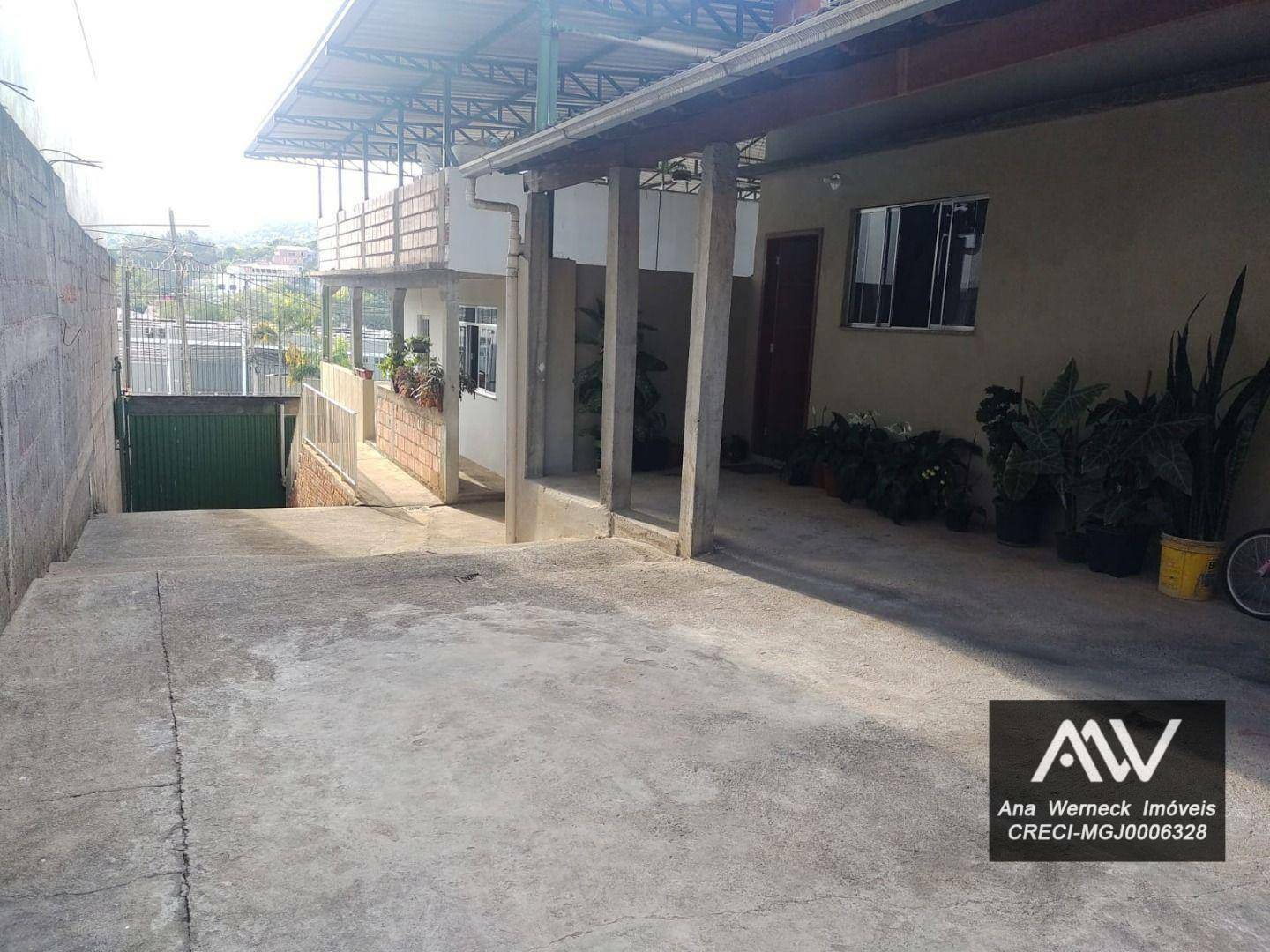 Casa à venda com 6 quartos, 360m² - Foto 25