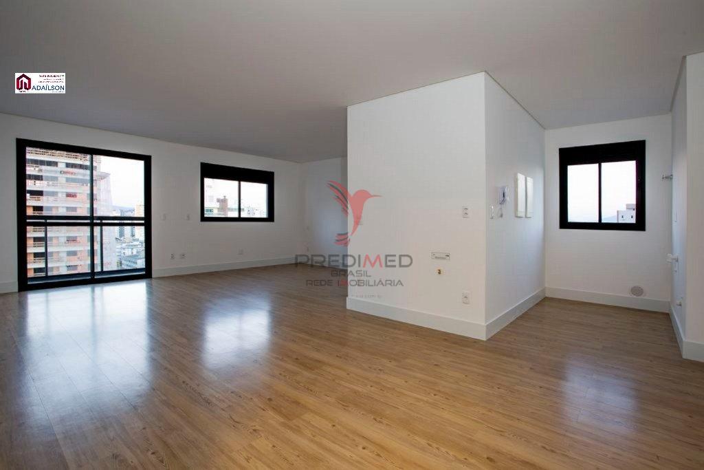 Apartamento à venda com 2 quartos, 72m² - Foto 21