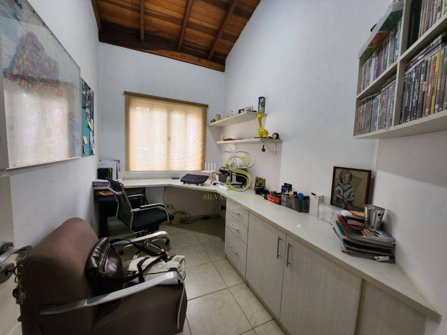 Chácara à venda com 5 quartos, 358m² - Foto 37