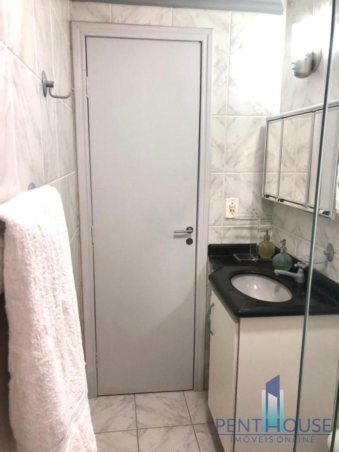 Apartamento à venda com 2 quartos, 90m² - Foto 31