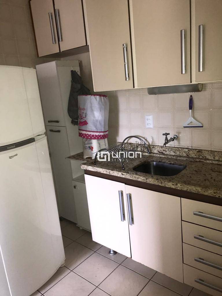 Apartamento à venda com 2 quartos, 85m² - Foto 9