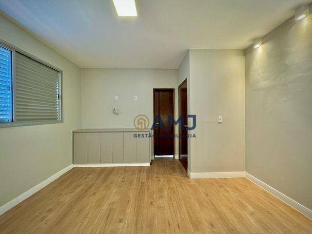 Apartamento à venda com 3 quartos, 197m² - Foto 58