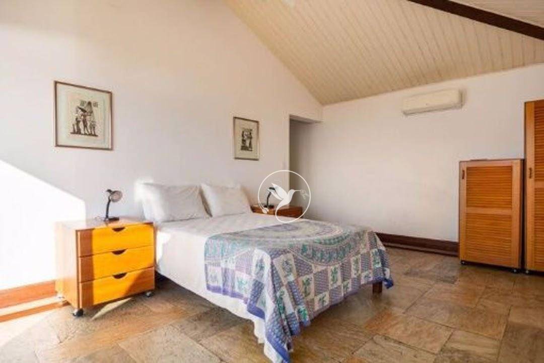 Casa de Condomínio à venda com 4 quartos, 300m² - Foto 42