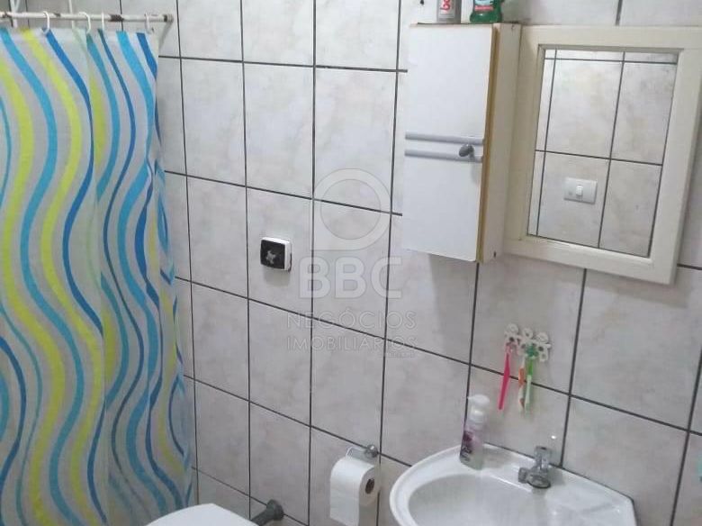 Casa à venda com 2 quartos, 180m² - Foto 8