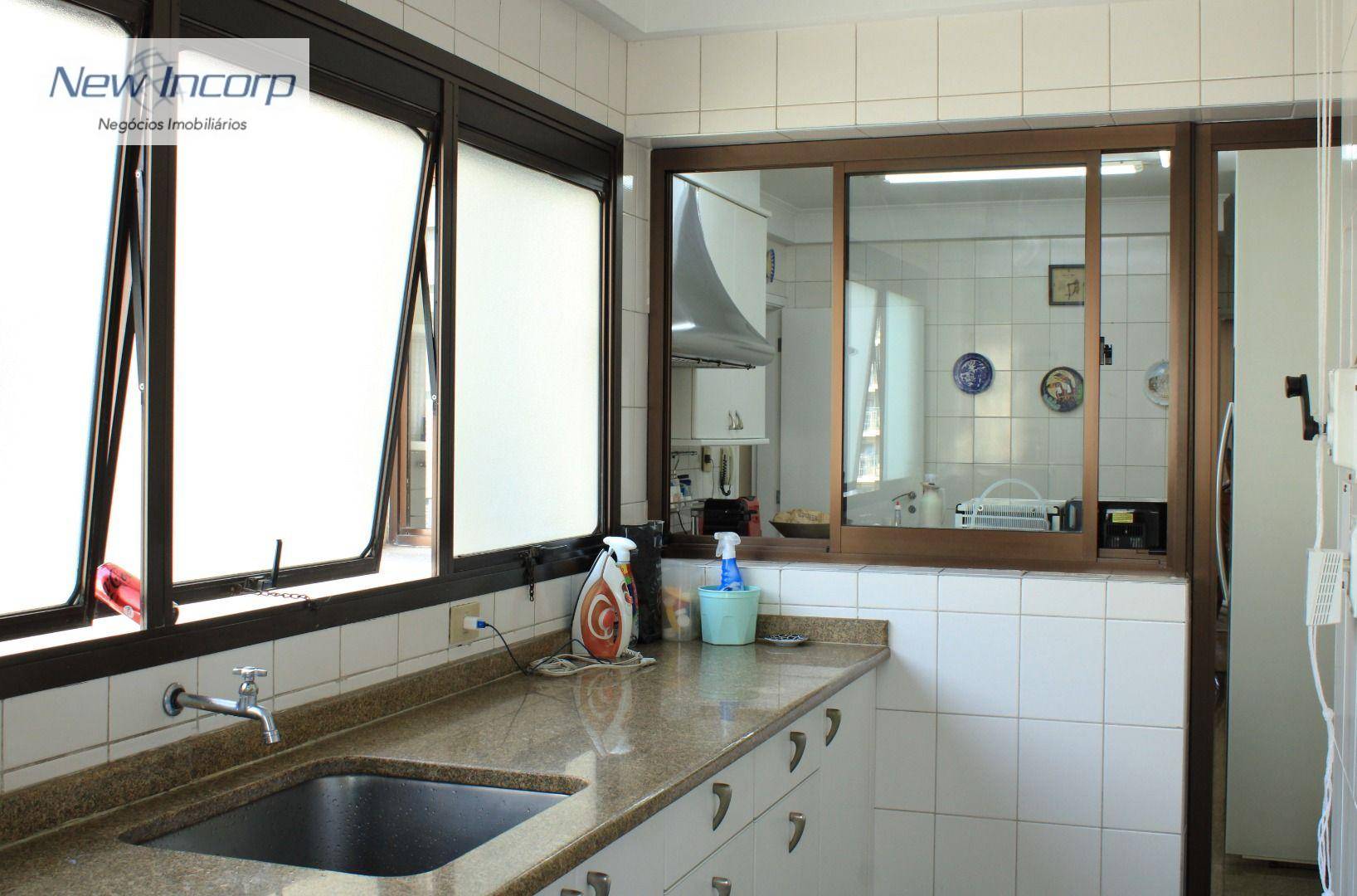 Apartamento à venda com 3 quartos, 168m² - Foto 28