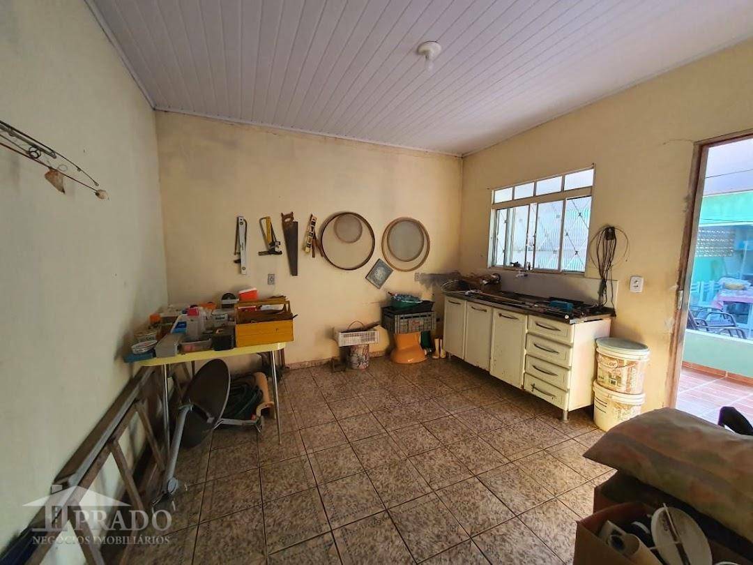 Casa à venda com 4 quartos, 156m² - Foto 15