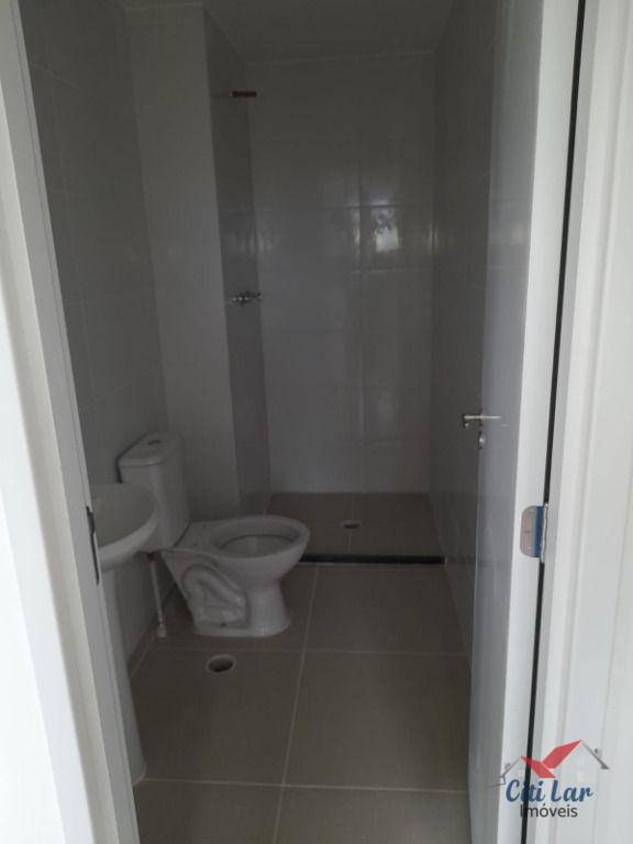 Apartamento à venda com 2 quartos, 44m² - Foto 4