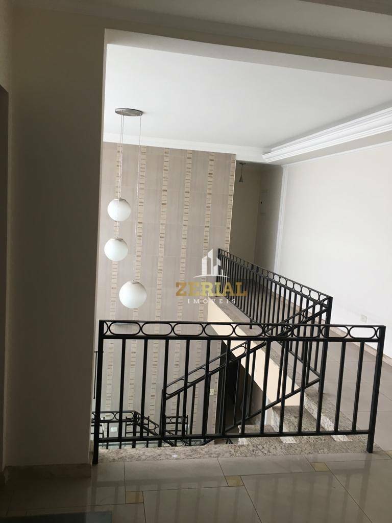 Sobrado à venda com 3 quartos, 430m² - Foto 4