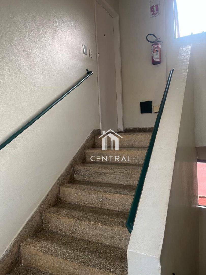 Apartamento à venda com 2 quartos, 59m² - Foto 35
