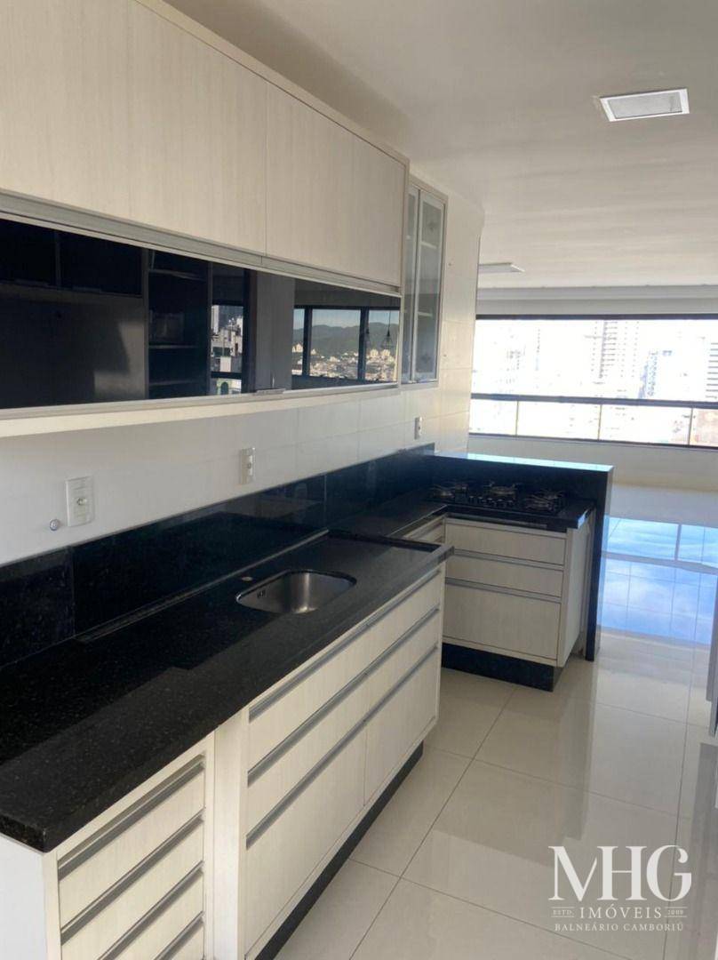 Apartamento à venda com 3 quartos, 127m² - Foto 18