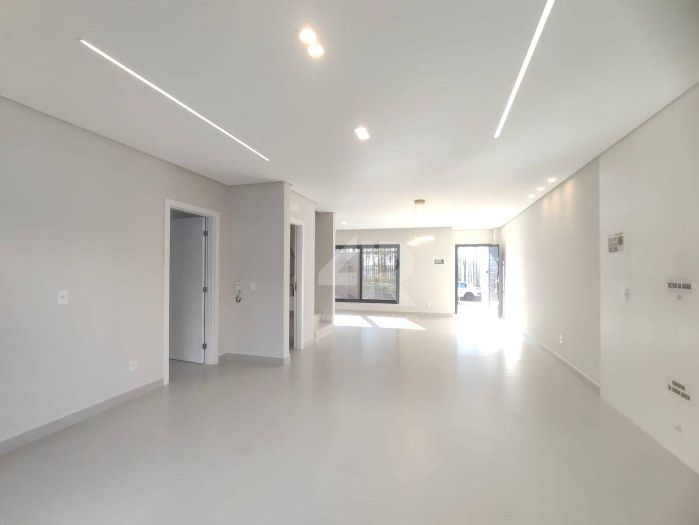 Sobrado à venda com 3 quartos, 159m² - Foto 4