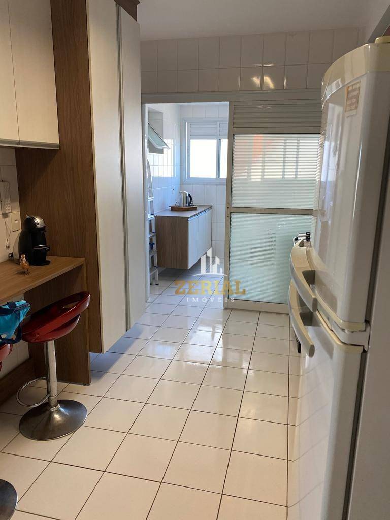 Apartamento à venda com 3 quartos, 108m² - Foto 11