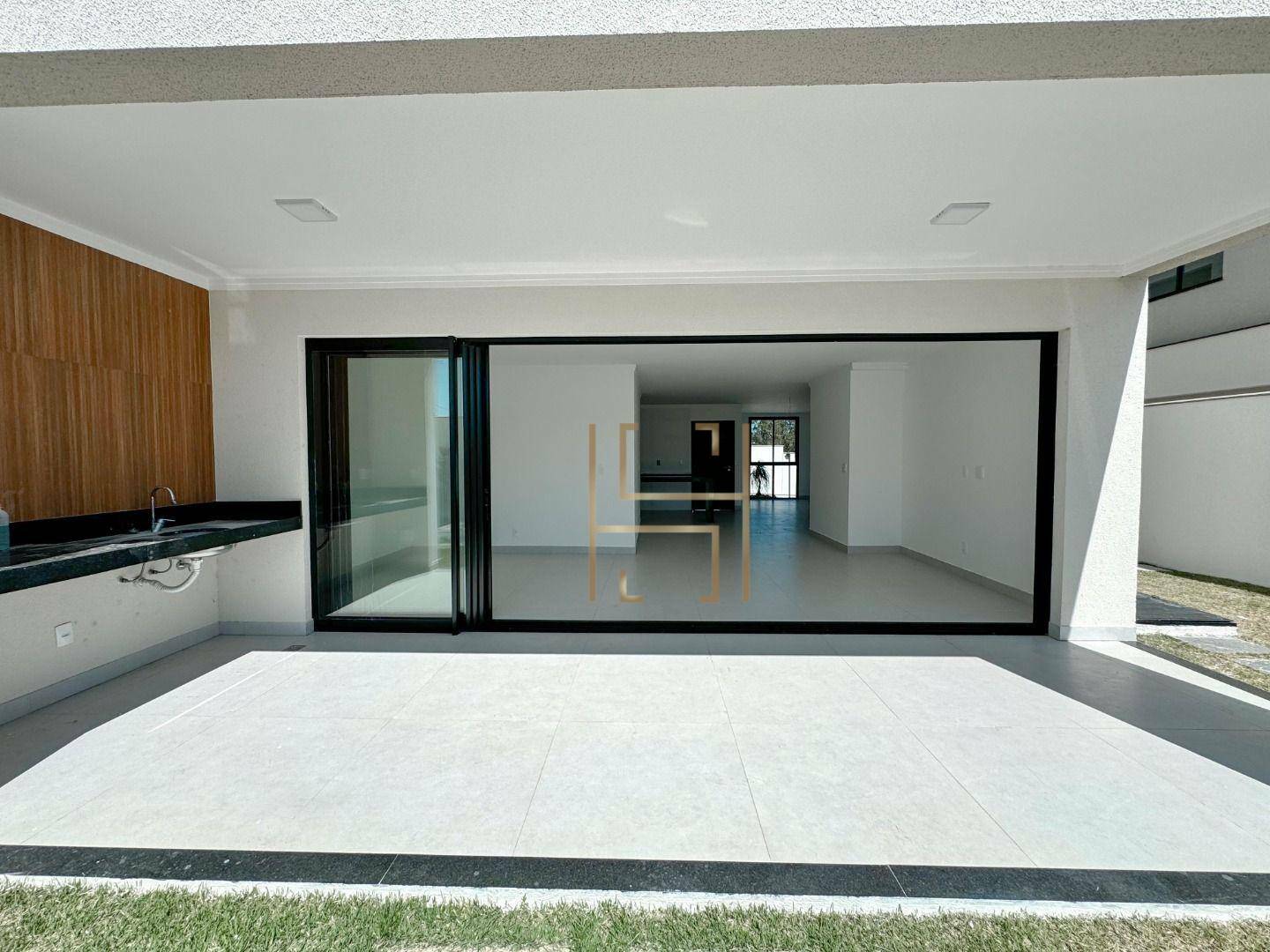 Casa de Condomínio à venda com 4 quartos, 225m² - Foto 6